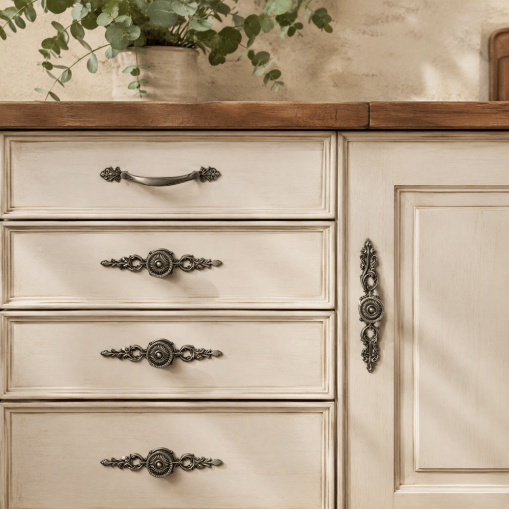 Gagang dan Kenop Kabinet dari  - Furniture Hardware Material ulasan dan harga